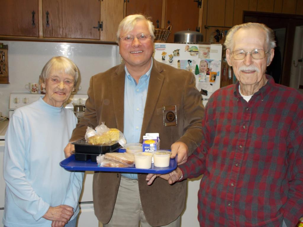 Commissioner Steve Shell, delivering Meals on Wheels